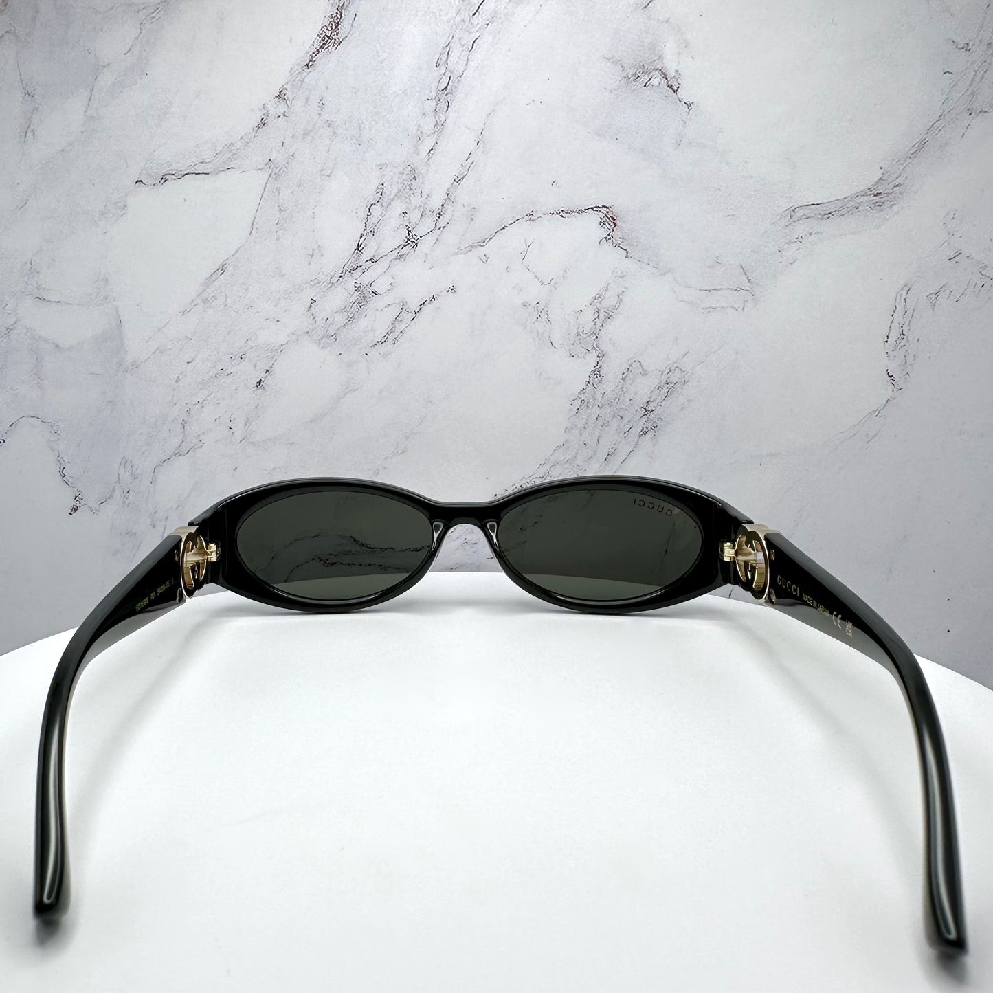 GG1660S 001 Oval Sunglasses