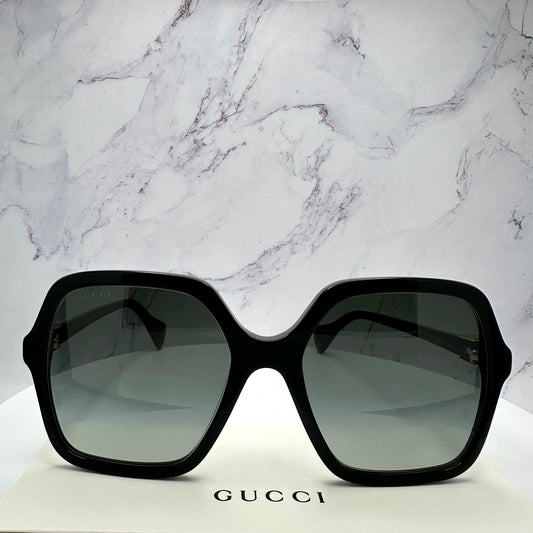 Gucci GG1072S 001 black acetate oversized sunglasses for women front view