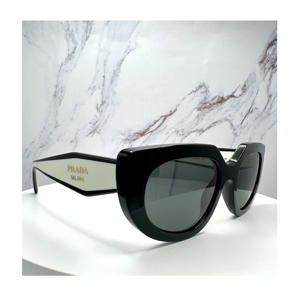 PR_D02S_20G08Z_Black_Prada_sun