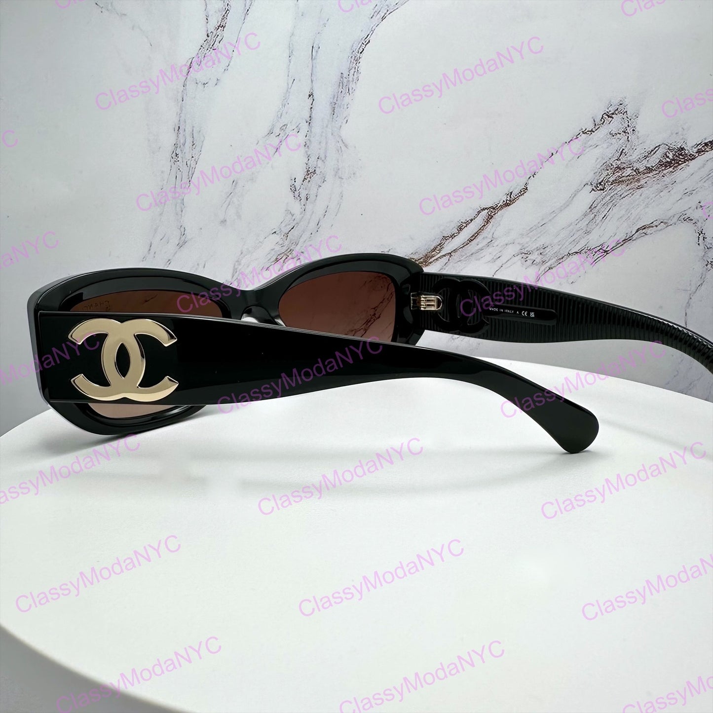 5493 C622/S5 Chanel black sunglasses side frame gold metal CC womens 