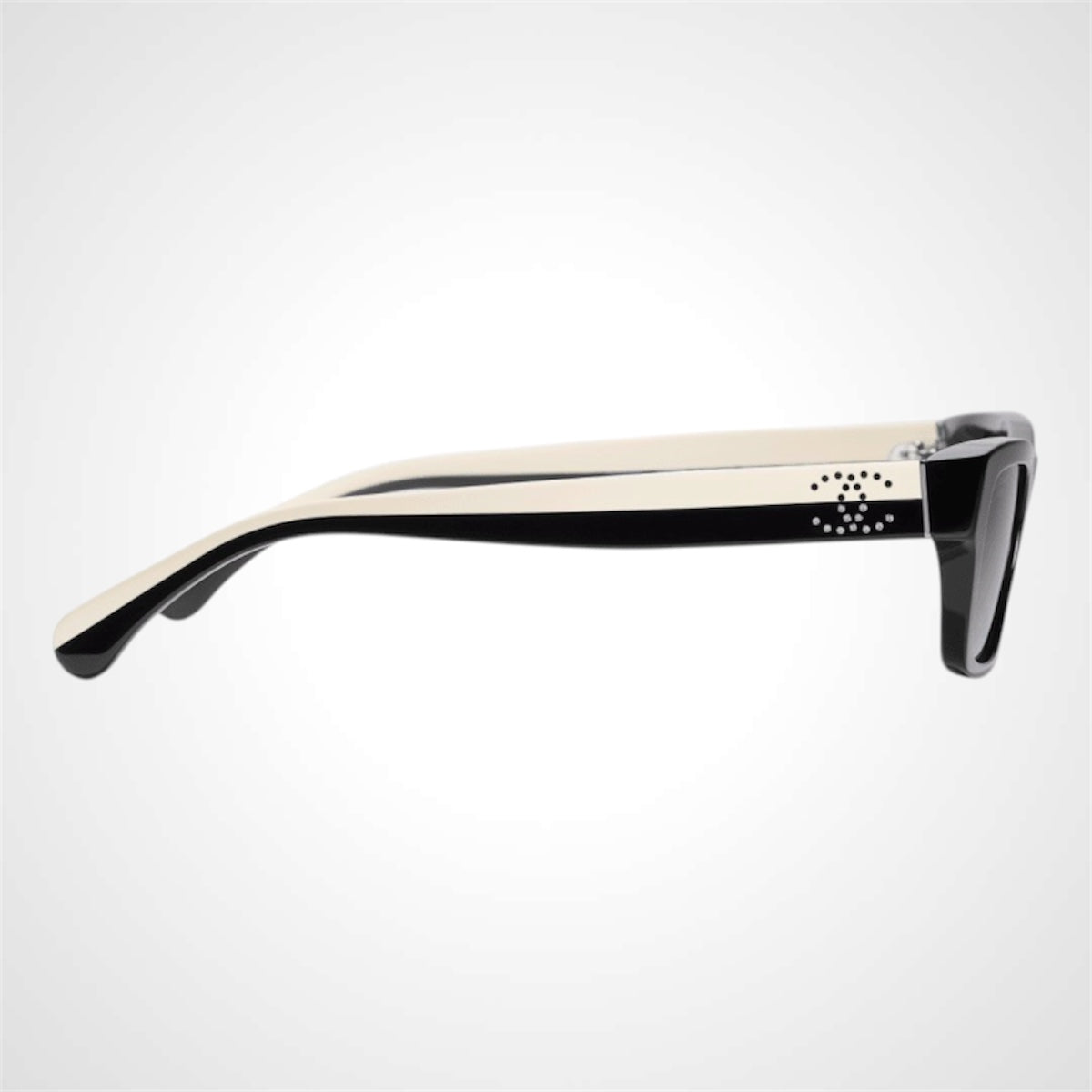 5564B C501/S8 Chanel sunglasses side view 