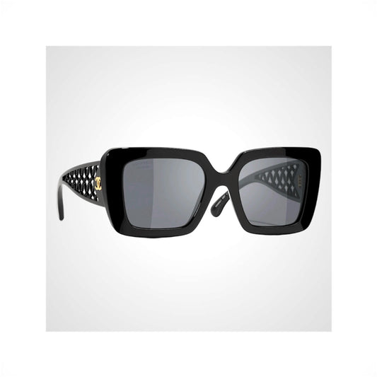5567 1850/T8 Black square sunglasses 