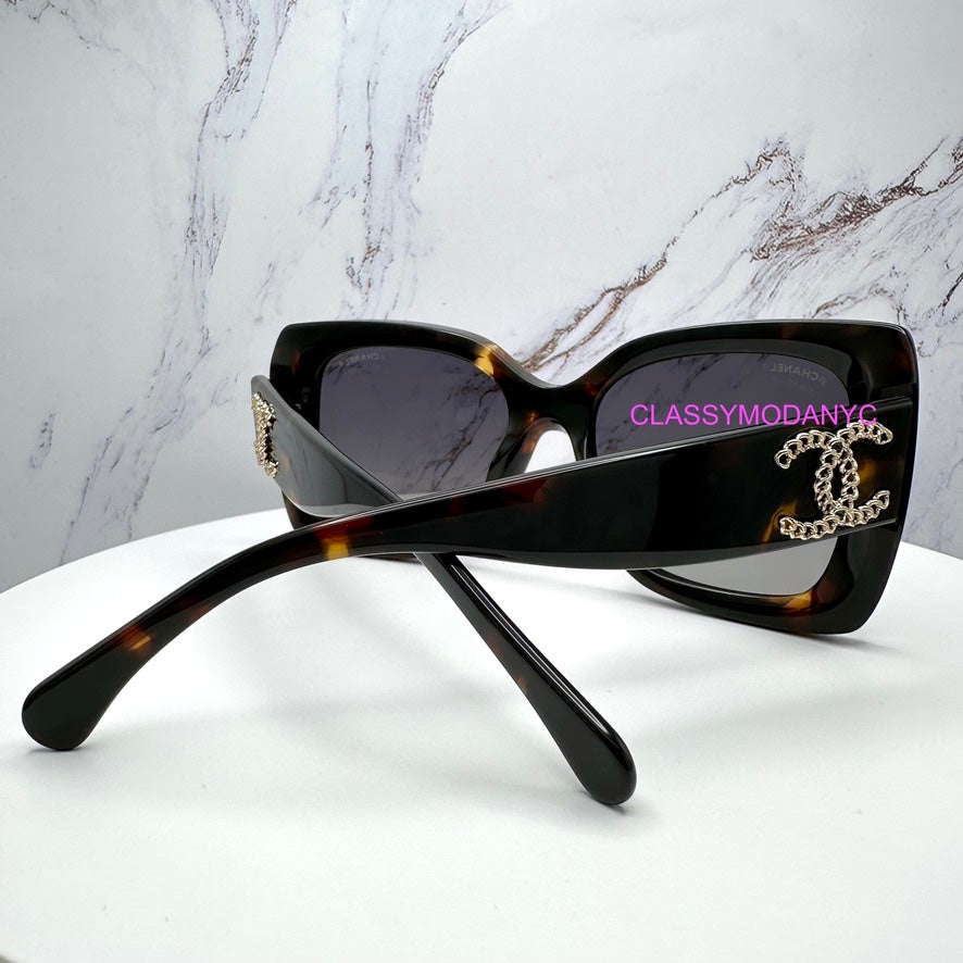 Chanel Sunglasses CH5555 1818/S8