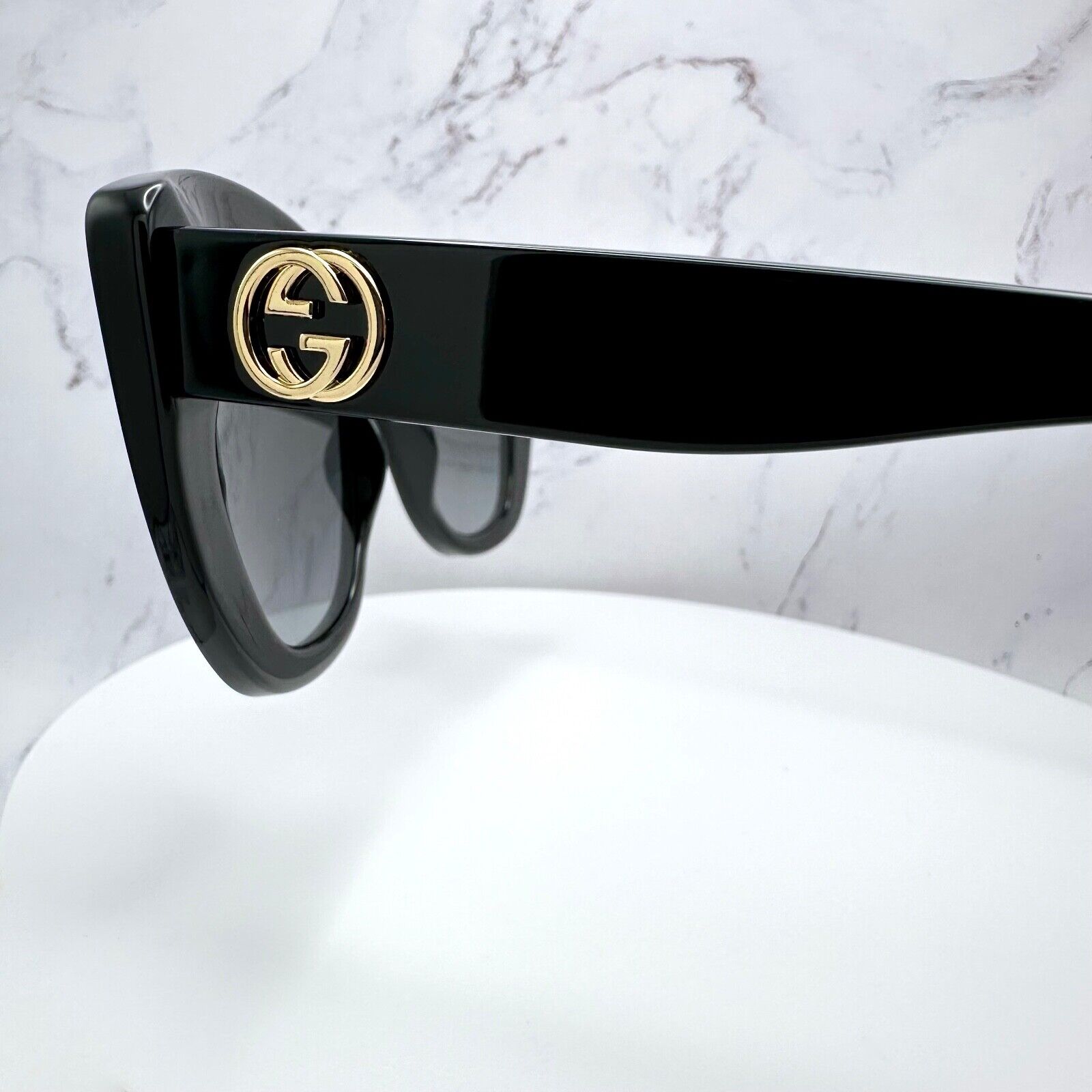 Gucci Sunglasses GG0327S 001