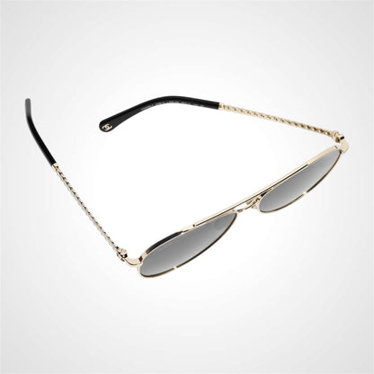CH4298H C395/S8 Chanel aviator pilot side view with pearls from above
