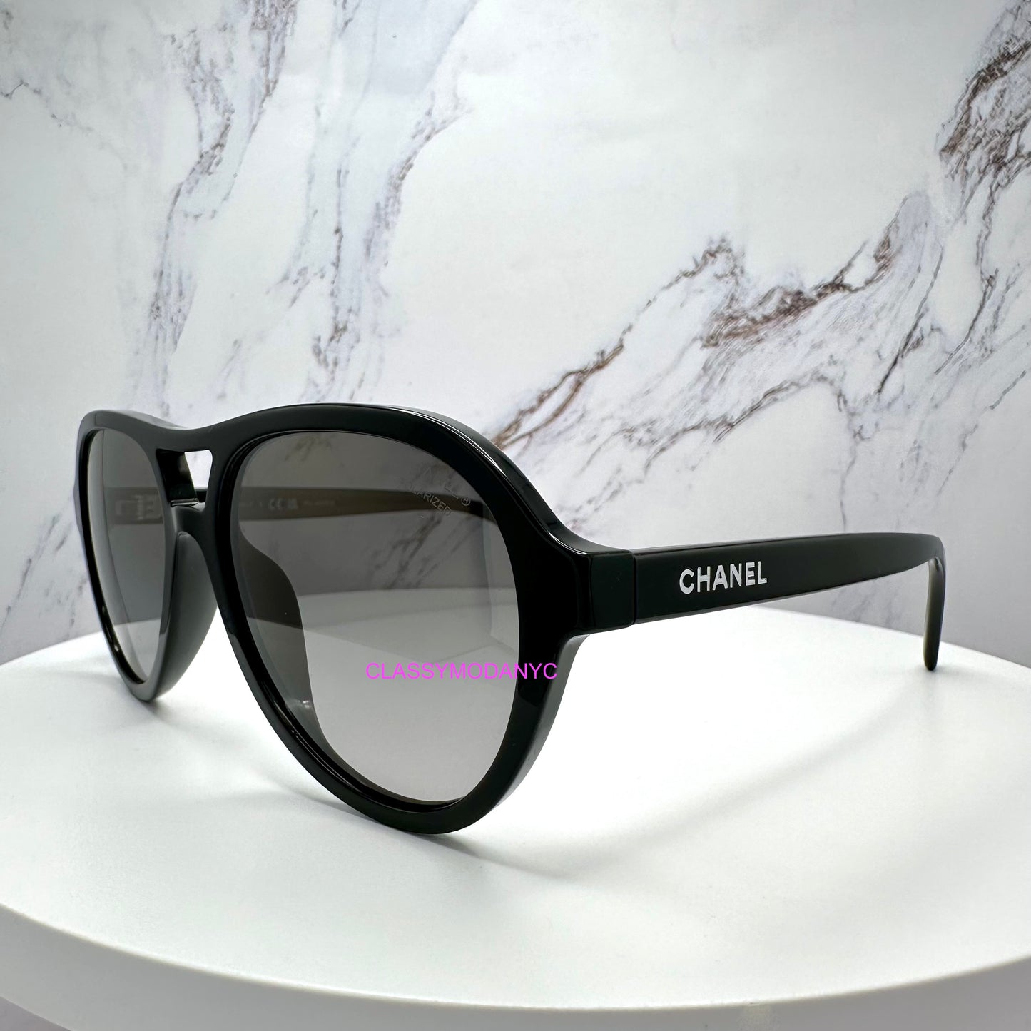 CH5552U C501/M3 Chanel sunglasses side view 