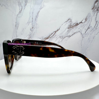 CHANEL CH5557 1827/S9.