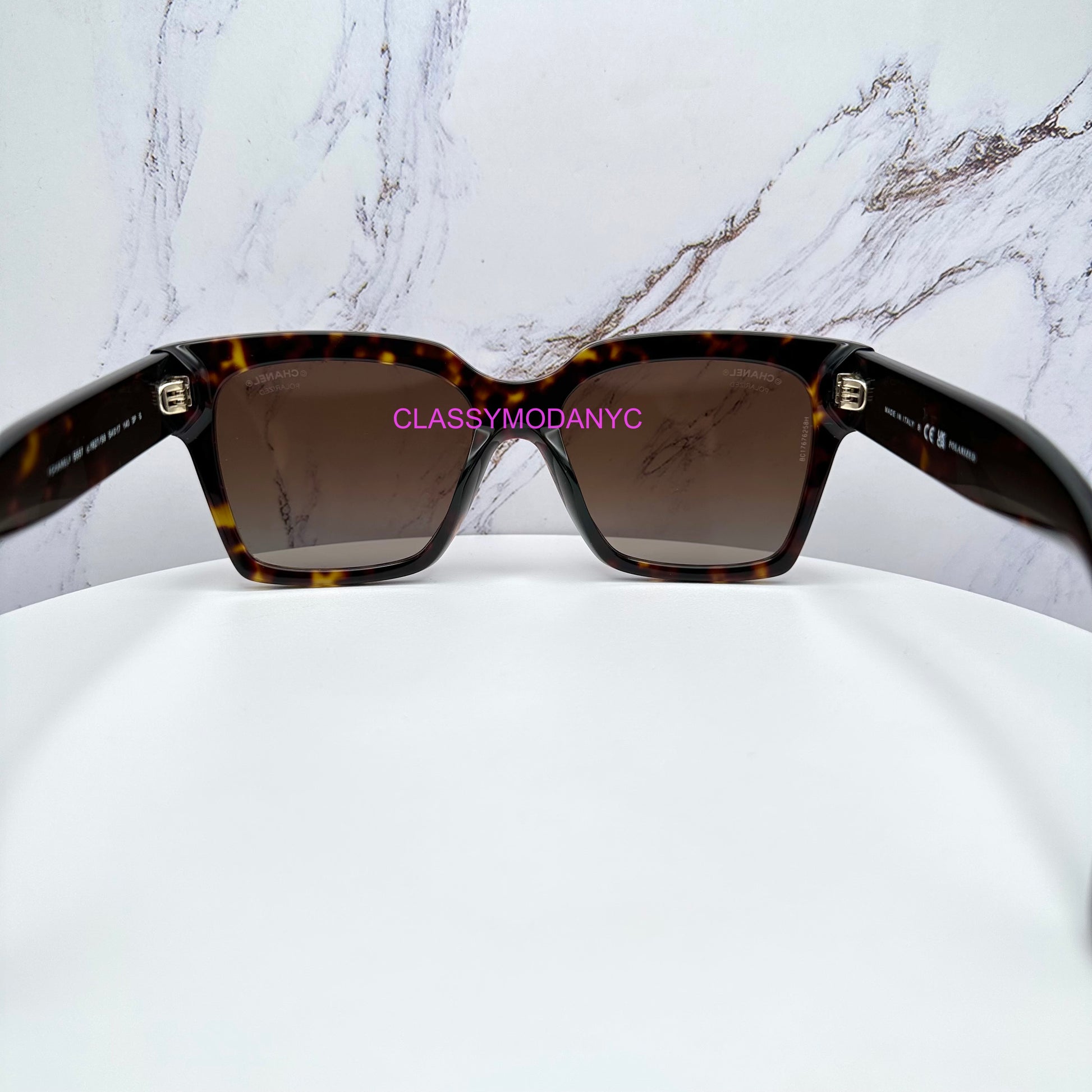 CHANEL CH5557 1827/S9.