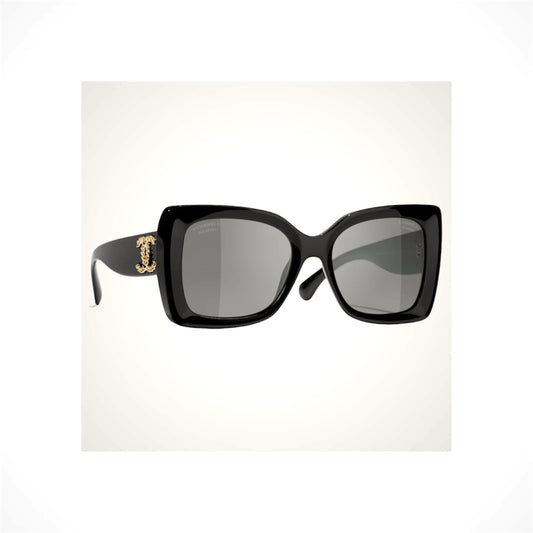 CHANEL 5555 C622/T8 women's black square rectangle sunglasses with gray polarized gradient lenses and gold CC chain logo