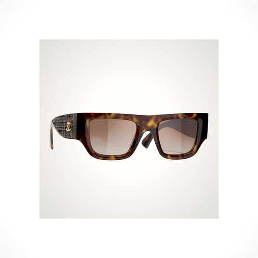 CHANEL 5570 C714/S9 Sunglasses 