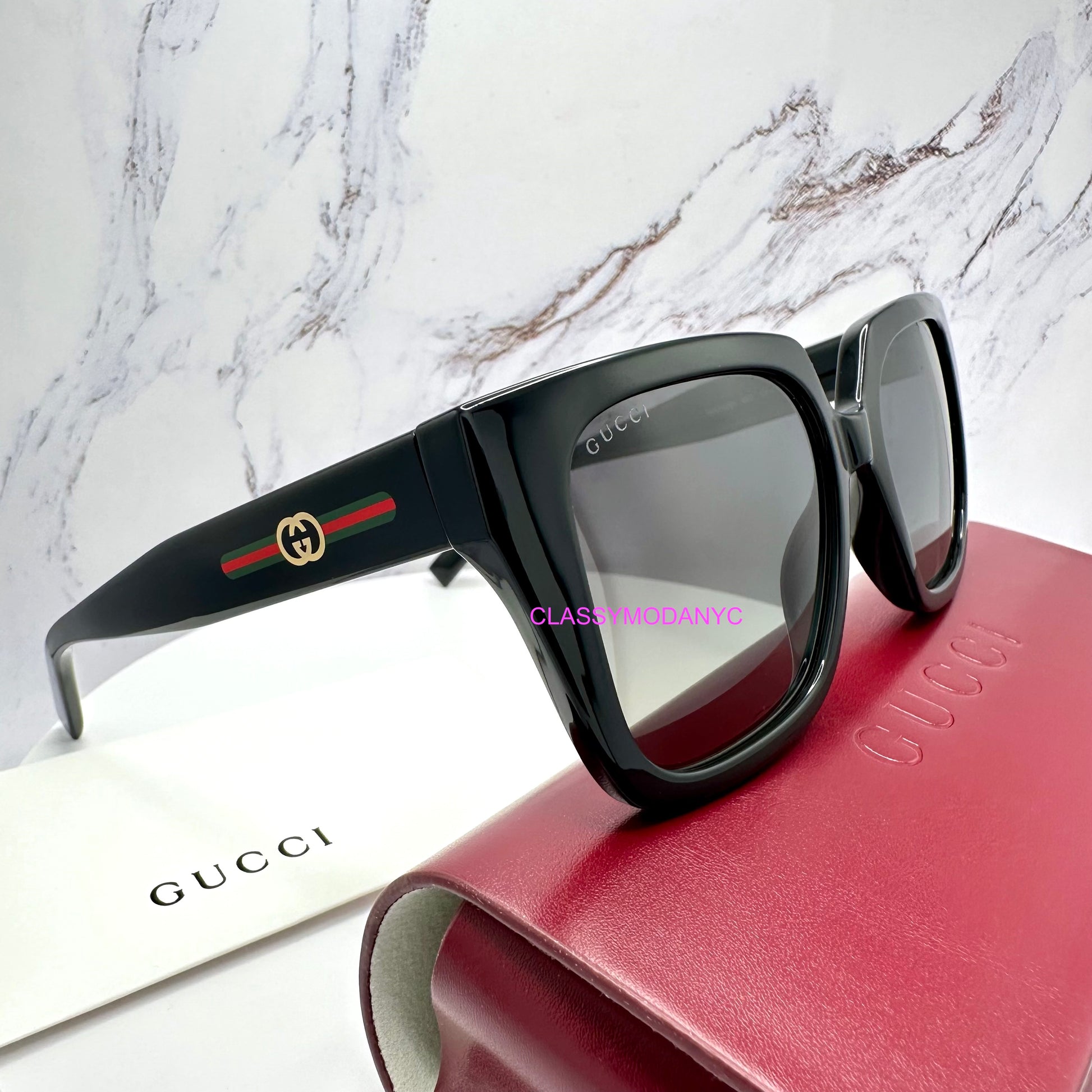 GG2102S 001 Gucci Sunglasses black square gold logo with case and web logo 