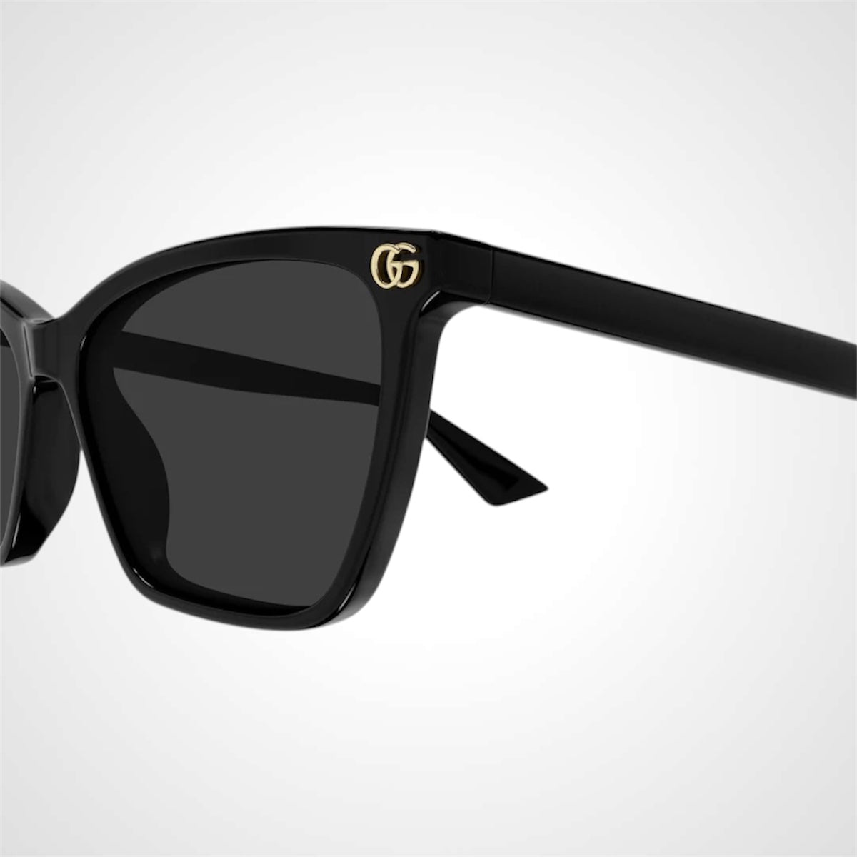 GG2111S 001 Gucci Sunglasses side view square womens wayfarer 