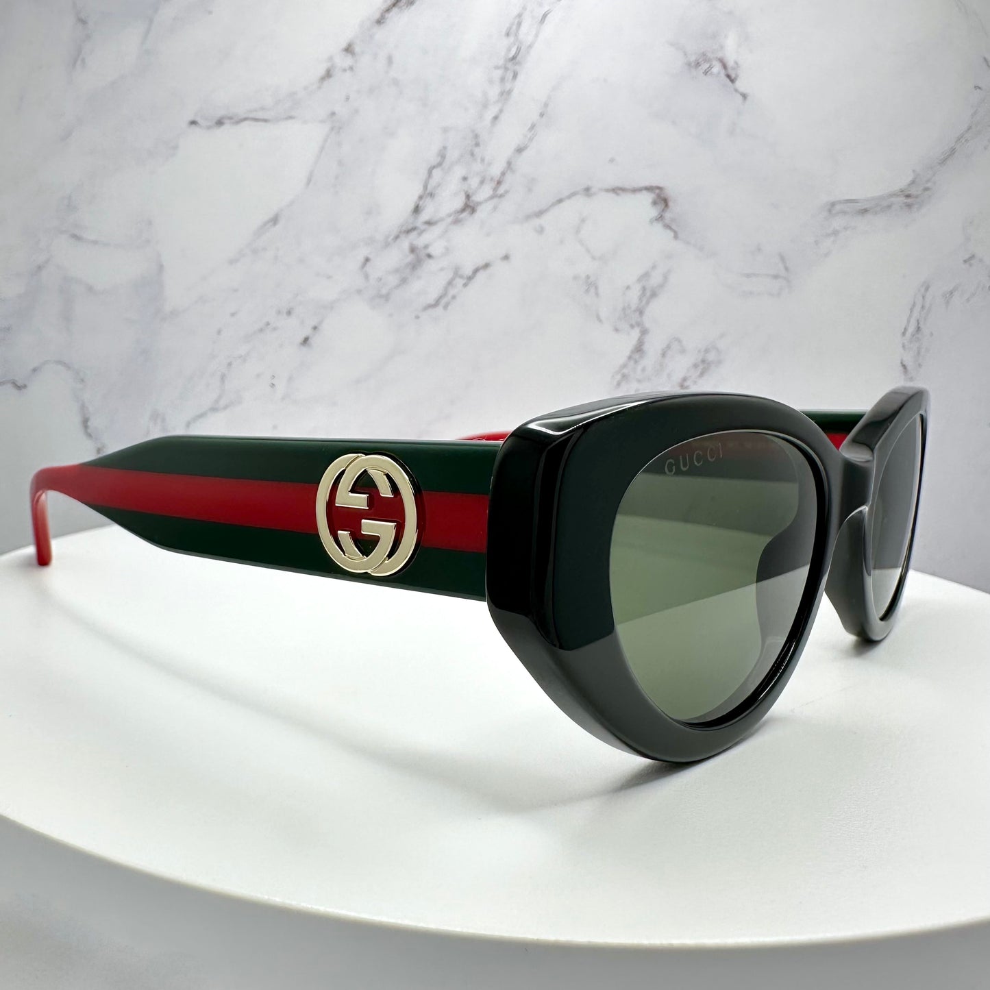 GUCCI Sunglasses GG1862S 001 Black Gold Cat Eye