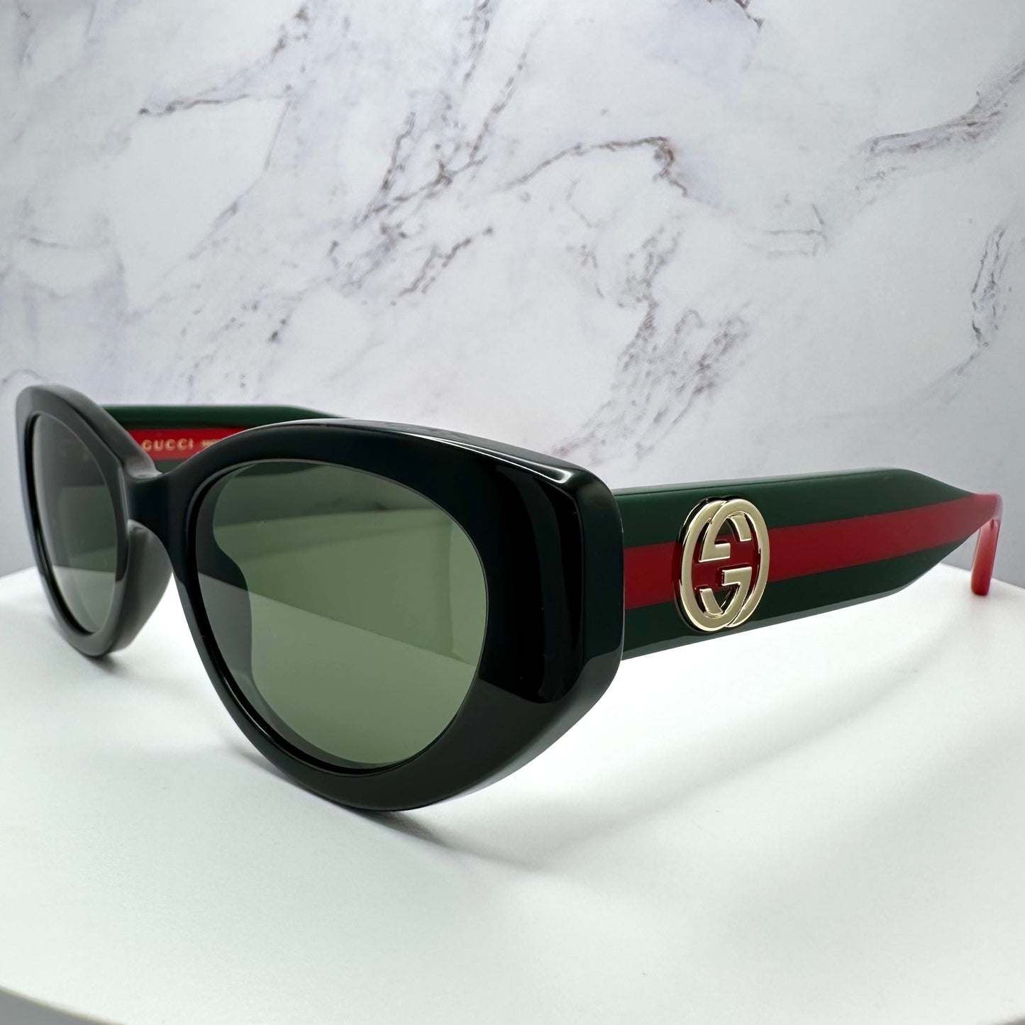 GUCCI Sunglasses GG1862S 001 Black Gold Cat Eye