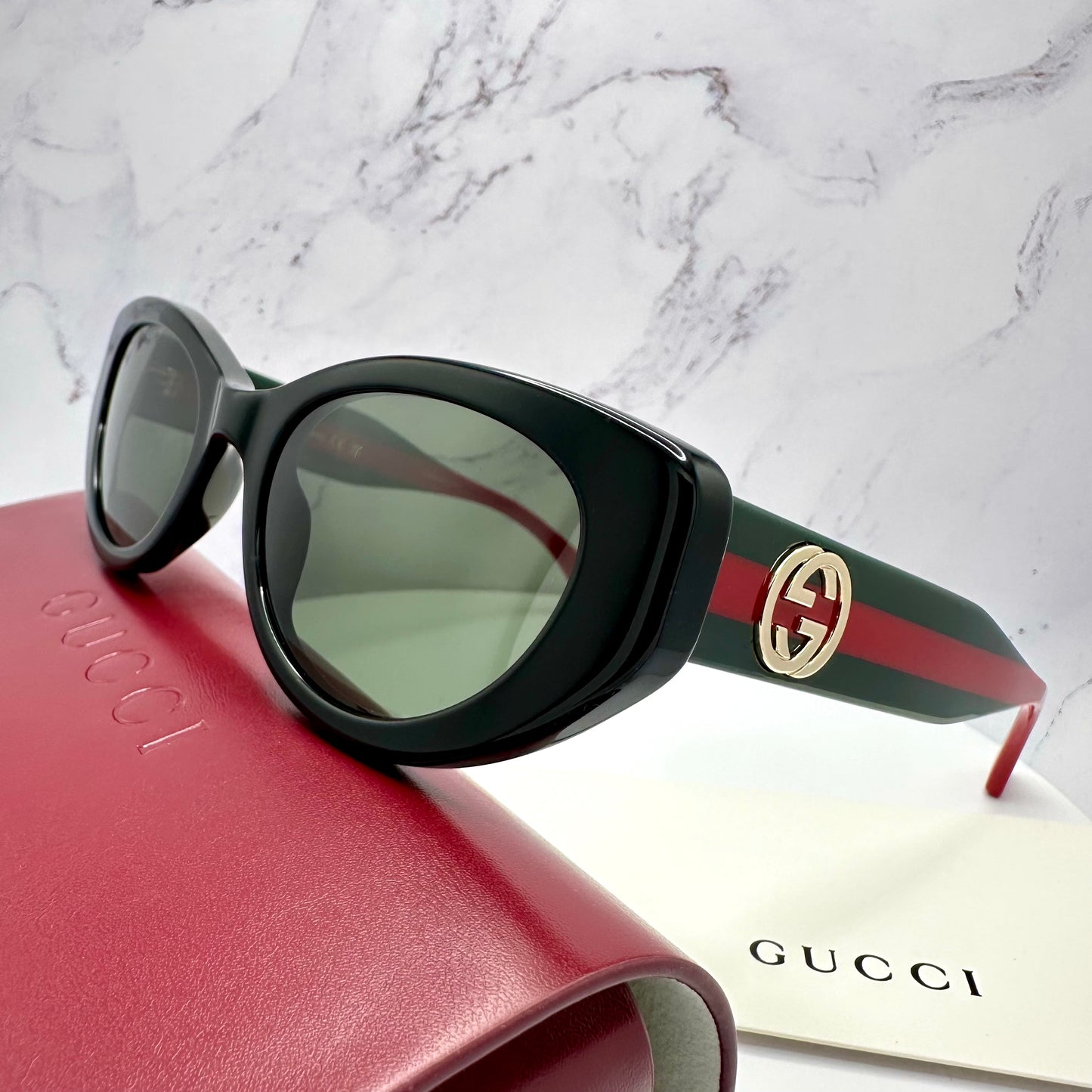 GUCCI Sunglasses GG1862S 001 Black Gold Cat Eye