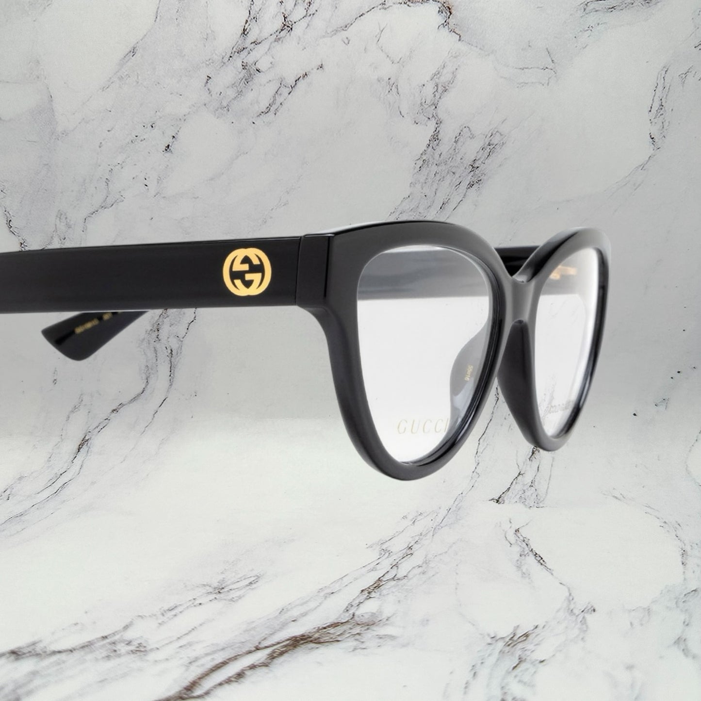 Gucci Eyeglasses Black Gold GG Logo Rx-able GG1581O 001