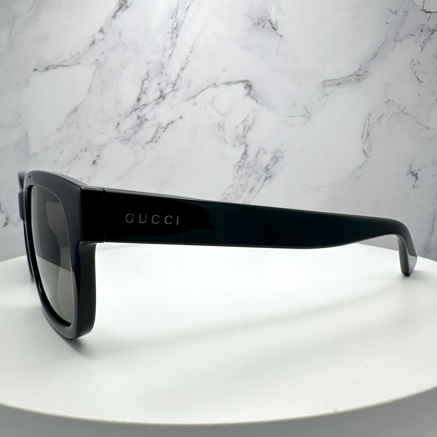 Gucci Black Gold Logo Sunglasses Square GG1583S