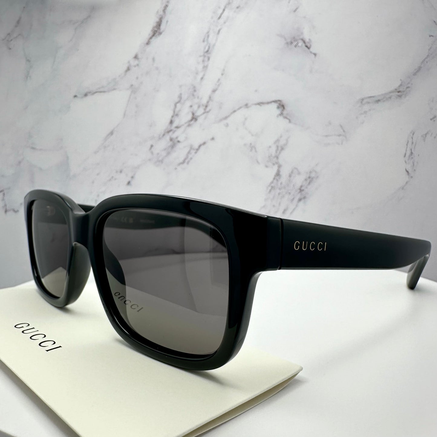 Gucci Black Gold Logo Sunglasses Square GG1583S