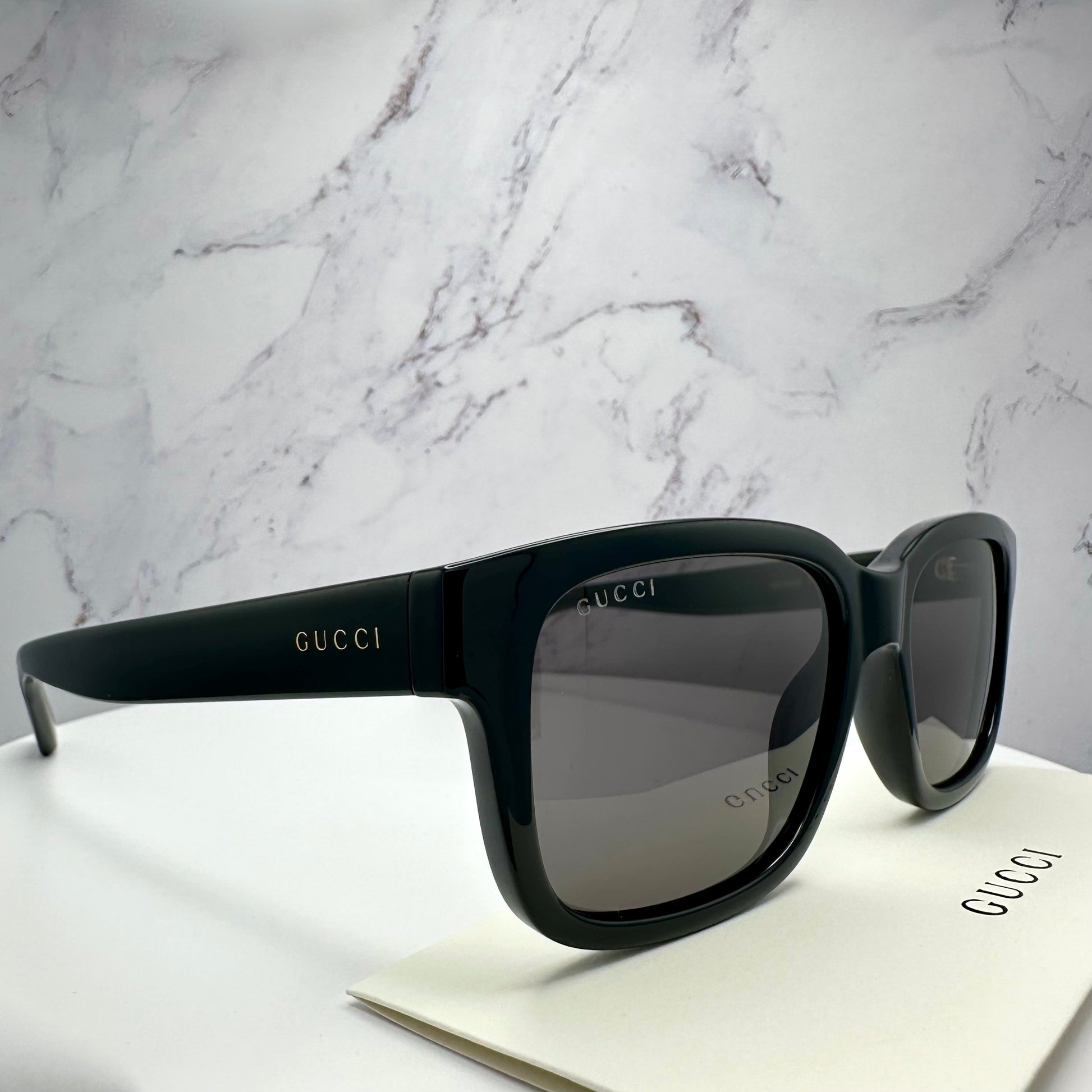 Gucci GG1583S 001 sunglasses 