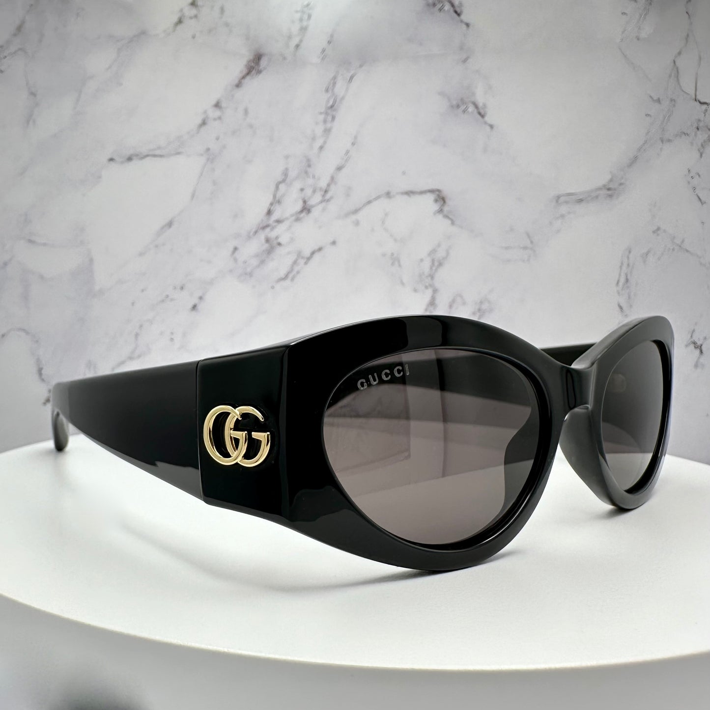 Gucci Black Gold Metal Logo Sunglasses Oval Wrap Mask GG1401S