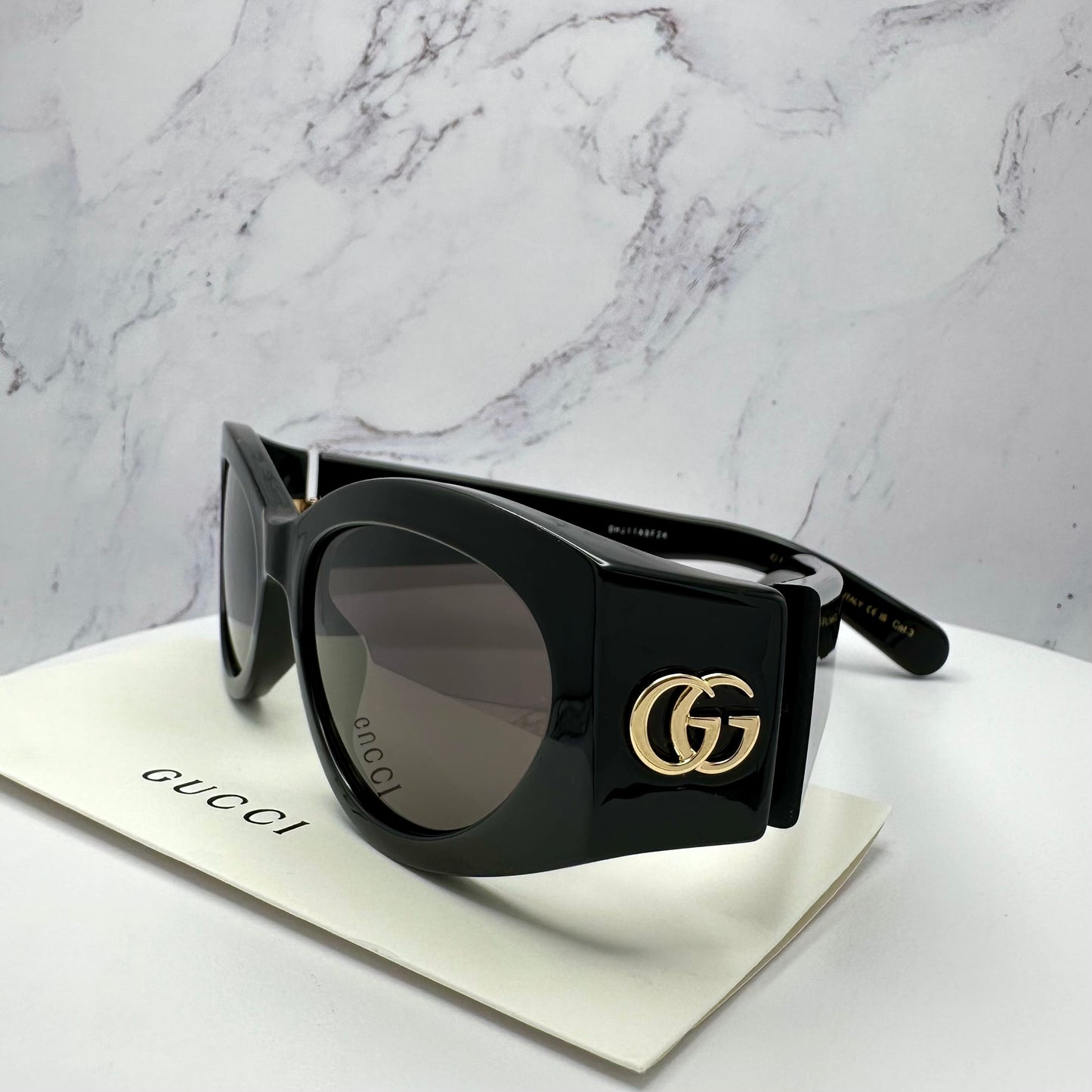 Gucci Black Gold Metal Logo Sunglasses Oval Wrap Mask GG1401S