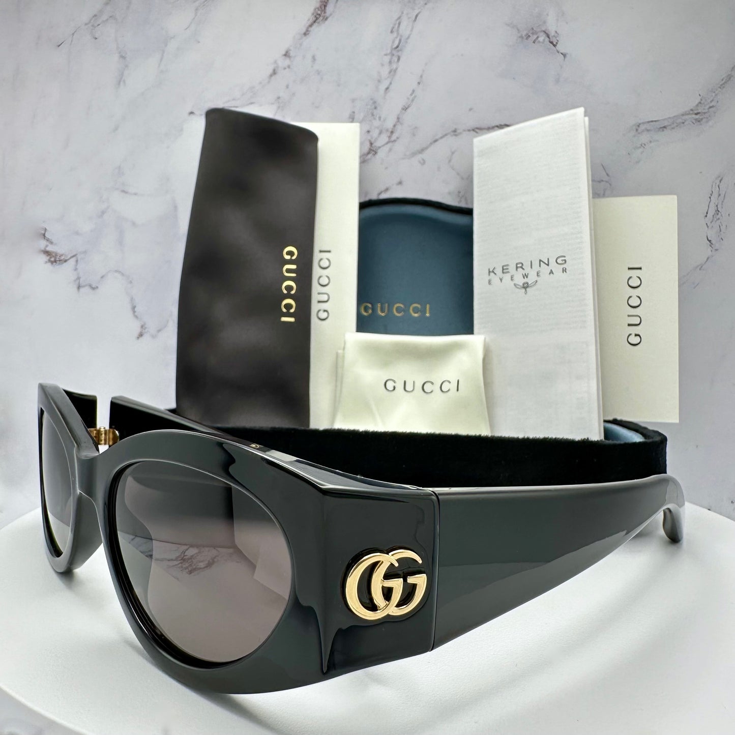 Gucci Black Gold Metal Logo Sunglasses Oval Wrap Mask GG1401S