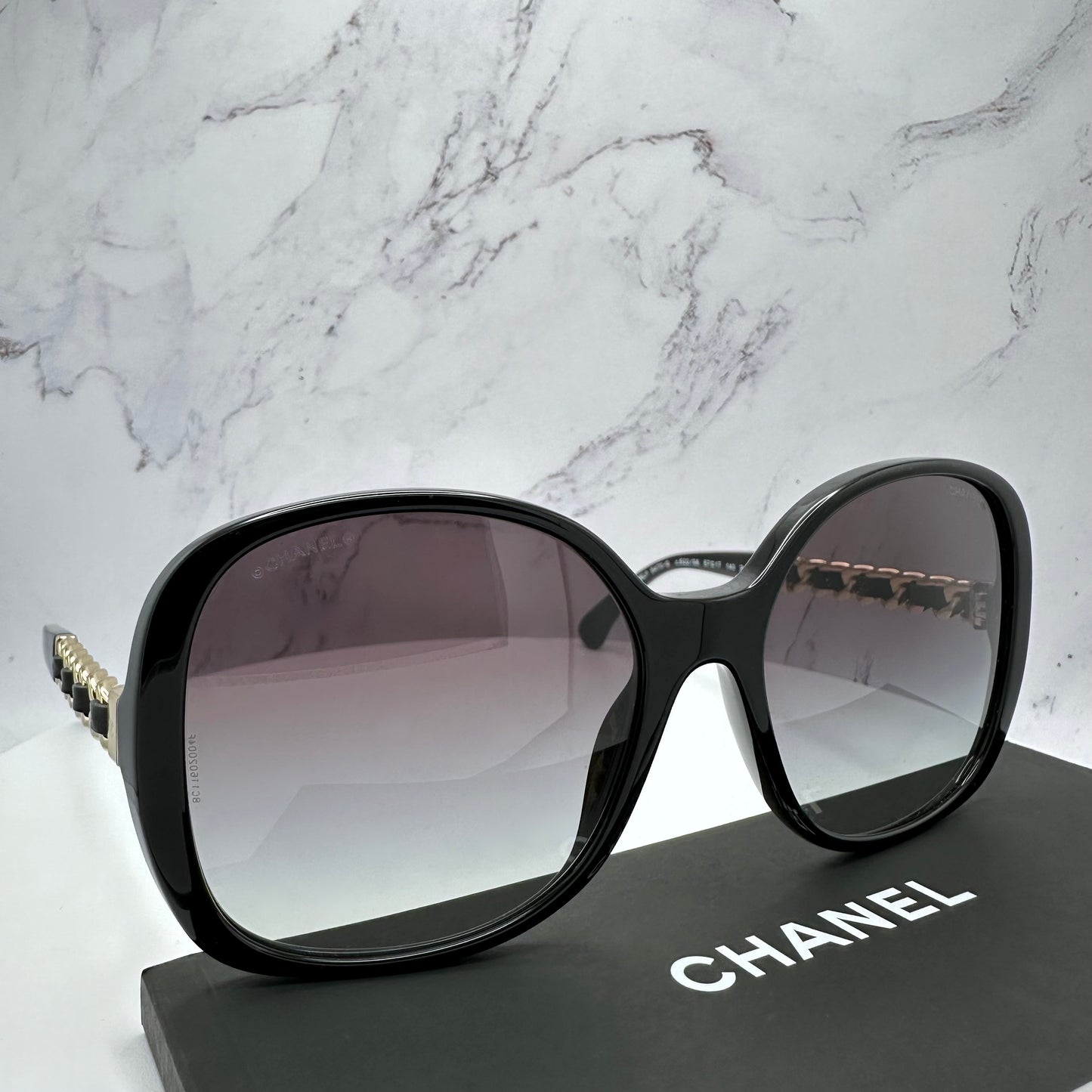 CHANEL Sunglasses Black Gold Classic Chain CC Logo CH5470Q