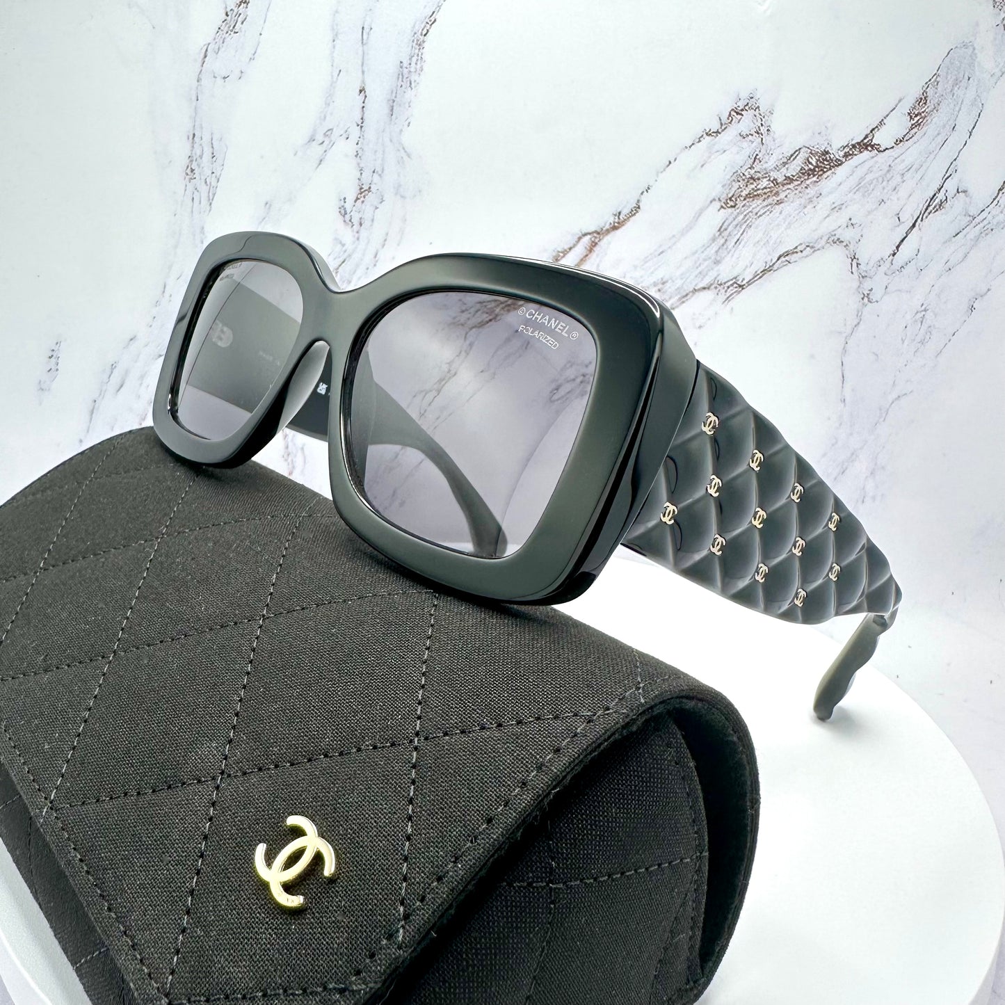 CHANEL Sunglasses CH5483 Polarized Black & Gold Quilted