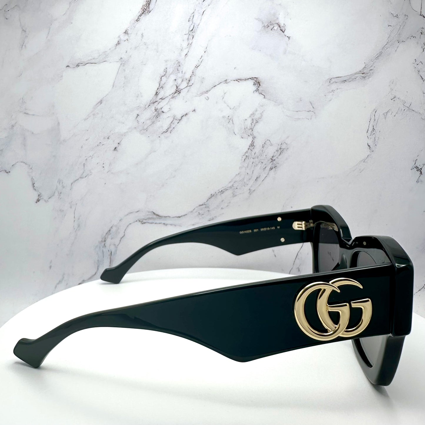 GUCCI GG1422S 001 Sunglasses Cat Eye Black Gold GG Logo