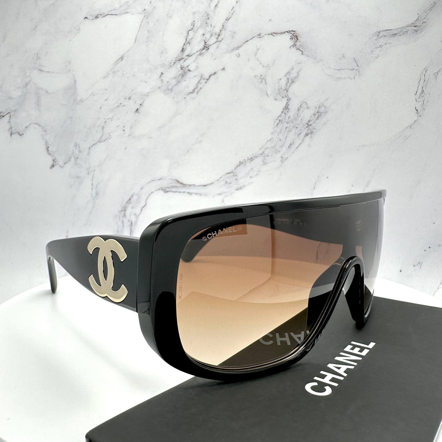 CHANEL Sunglasses Shield Aviator Visor Black Gold CC Logo CH5495