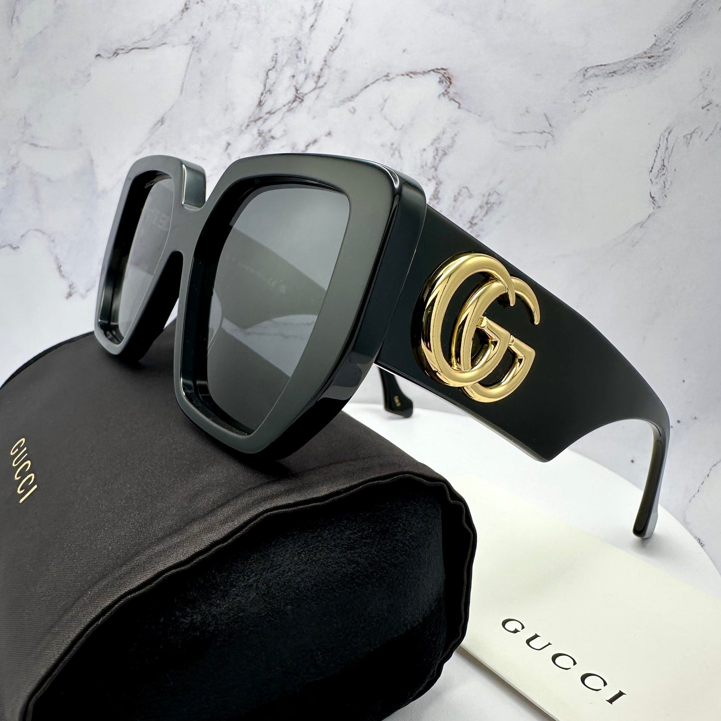 Gucci Black Gold Sunglasses Oversized GG Logo GG0956S 003