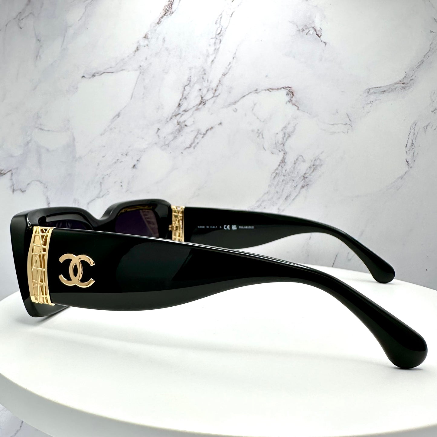 Chanel Sunglasses Black Gold Rectangular CC Logo CH5534 Polarized