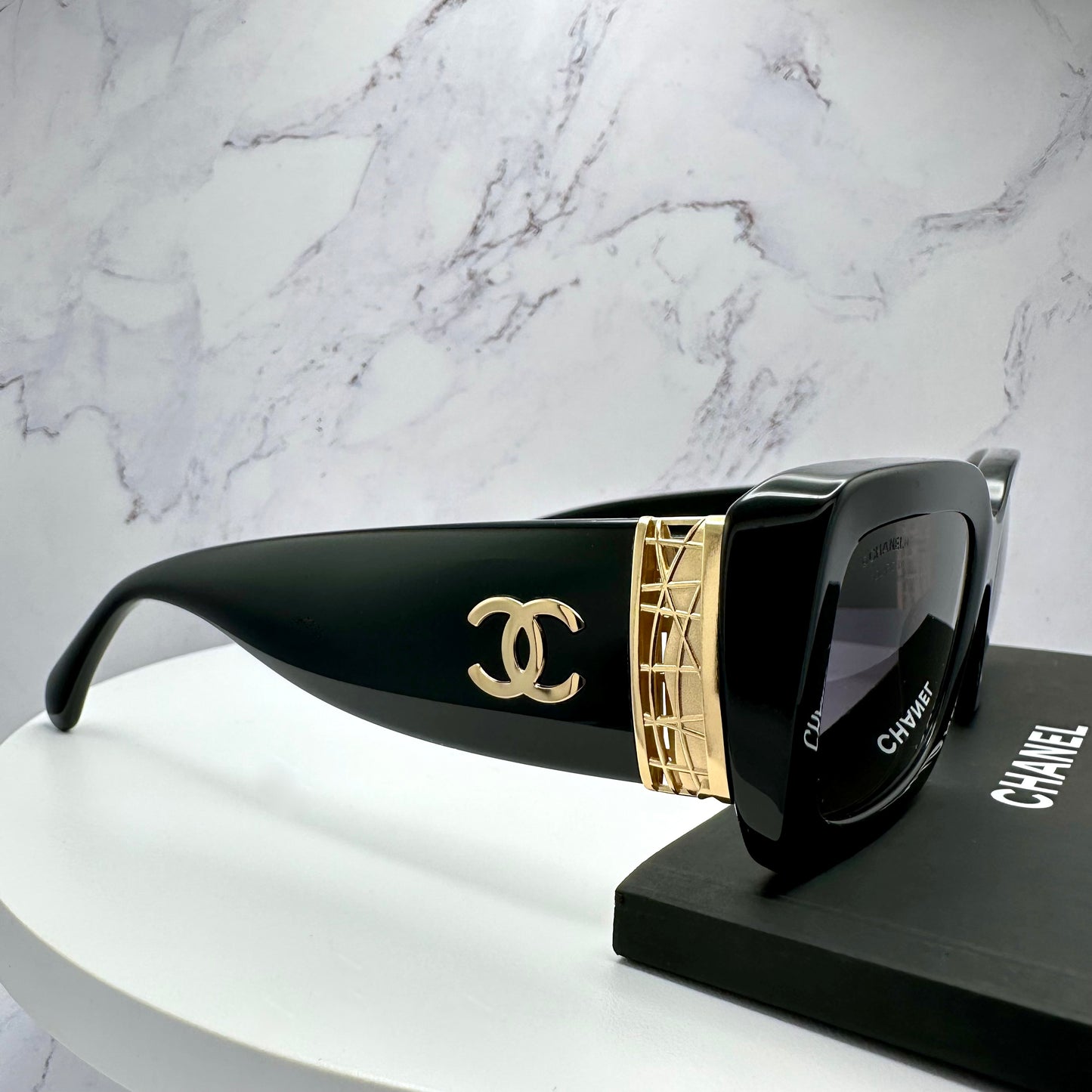 Chanel Sunglasses Black Gold Rectangular CC Logo CH5534 Polarized