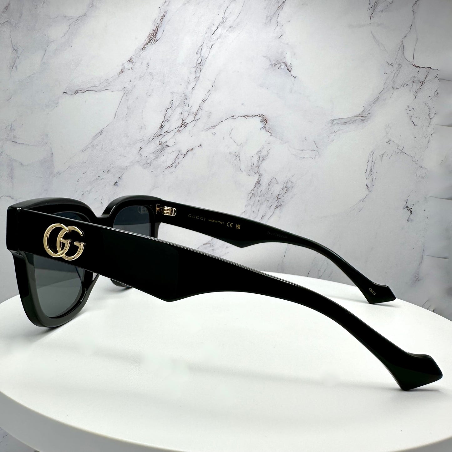 Gucci Sunglasses GG Logo Black Gold GG0998S 001