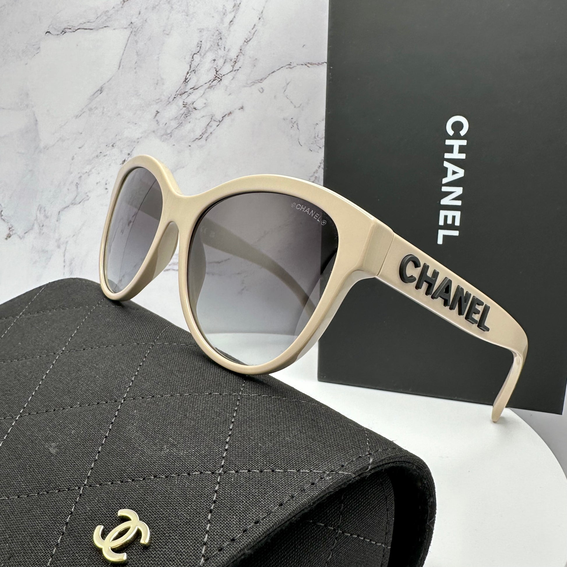 CH5458 c.1520 /S6 Chanel sunglasses