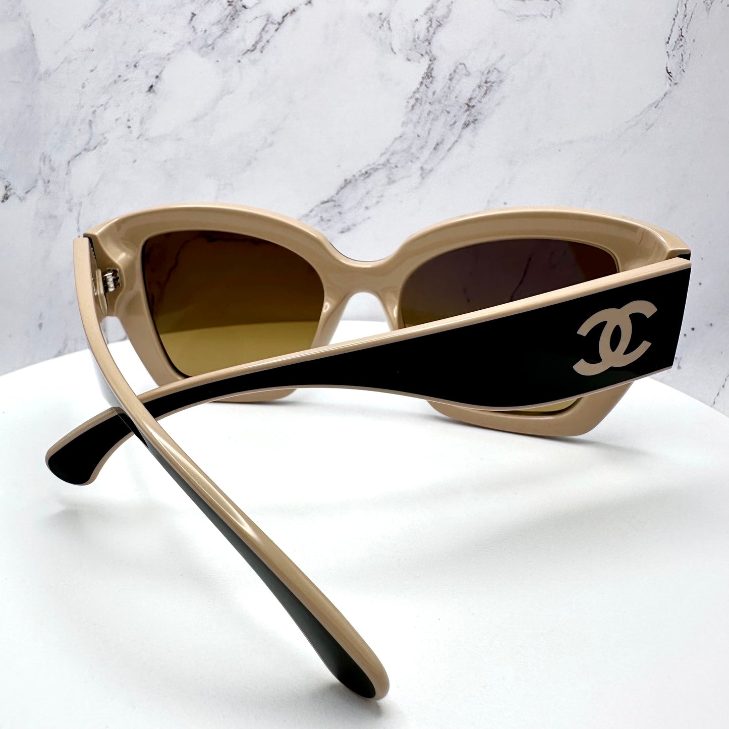 Chanel sunglasses 6058 c.534/M2