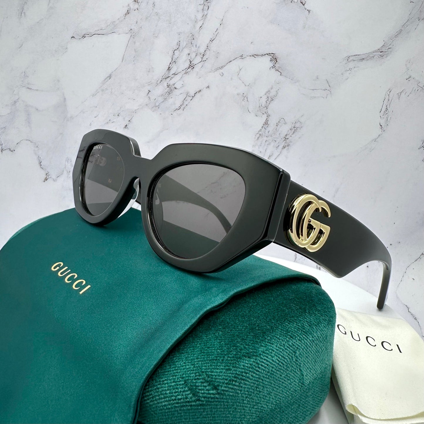 GUCCI GG1421S Sunglasses Rectangular Black Gold GG Logo