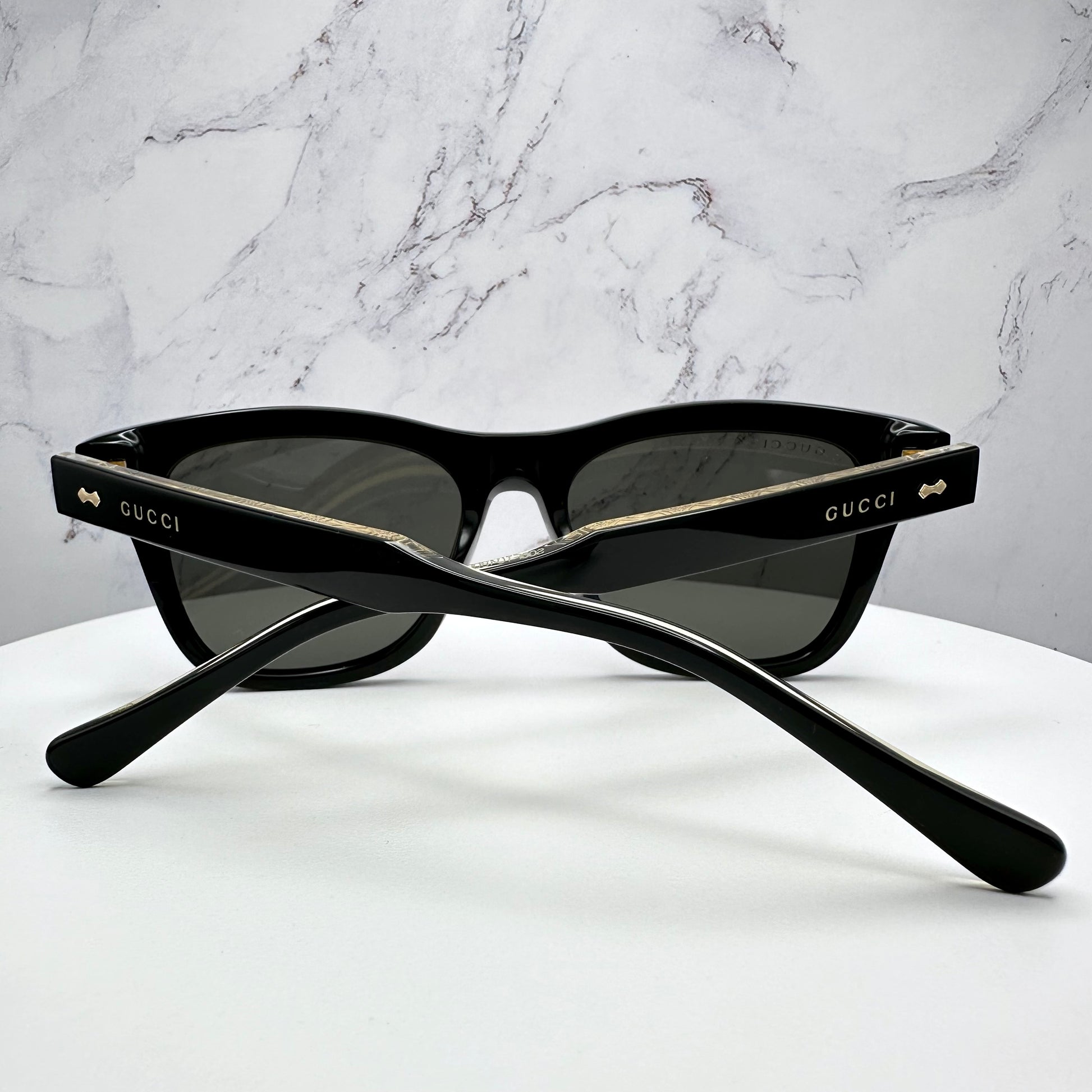 Gucci Sunglasses GG0910S 001