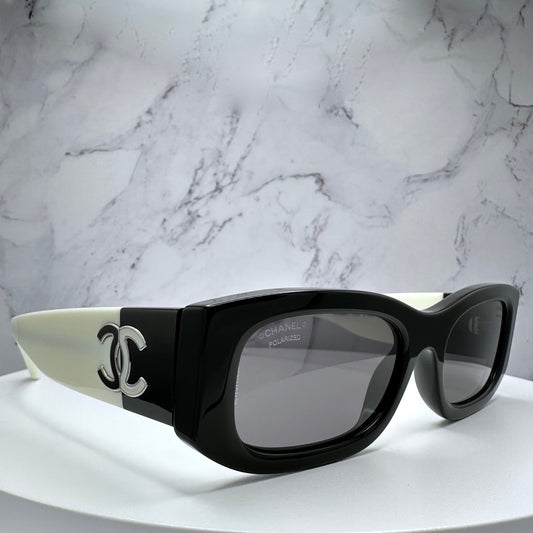 CH5525 1656/T8 Chanel Sunglasses 