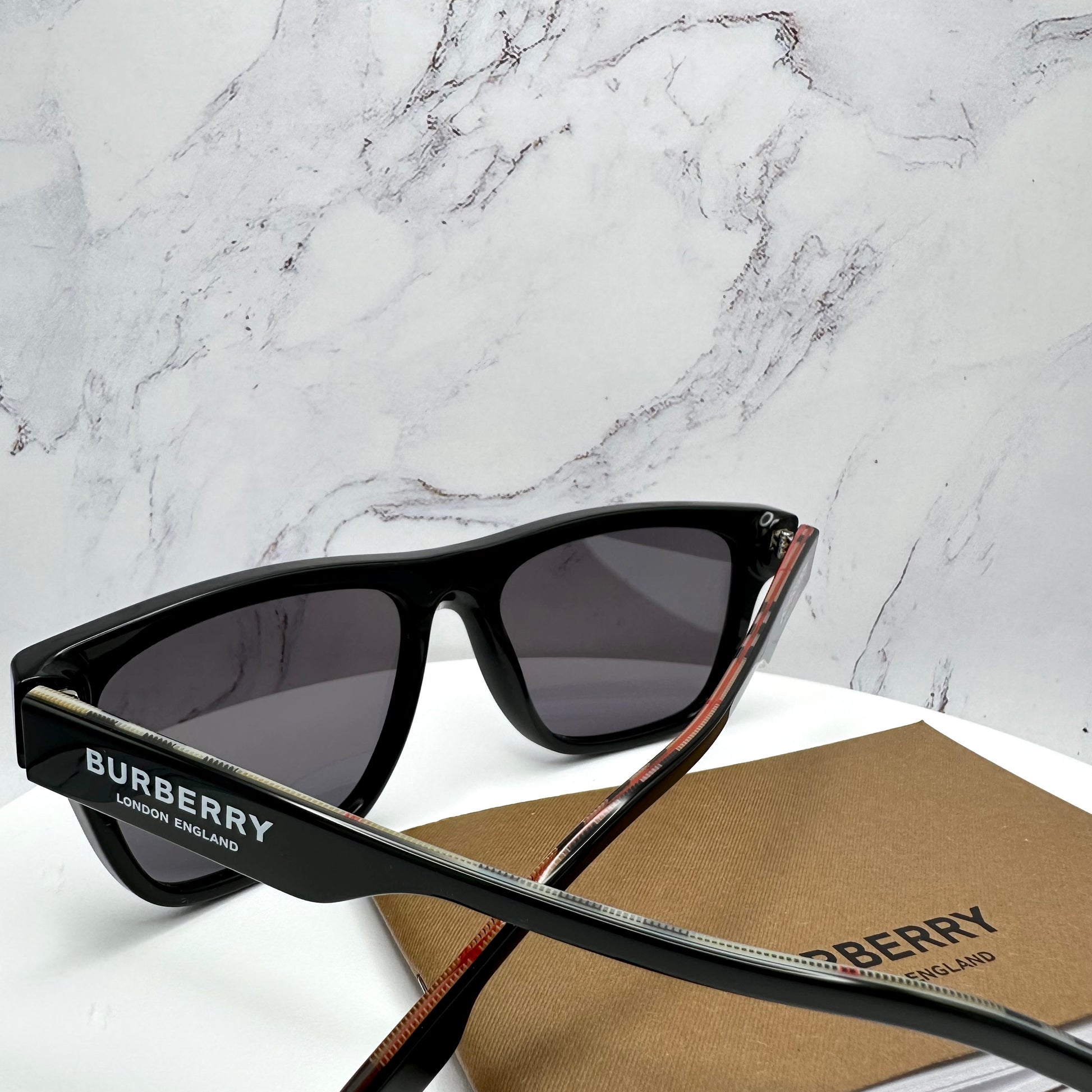 Burberry Sunglasses BE4293