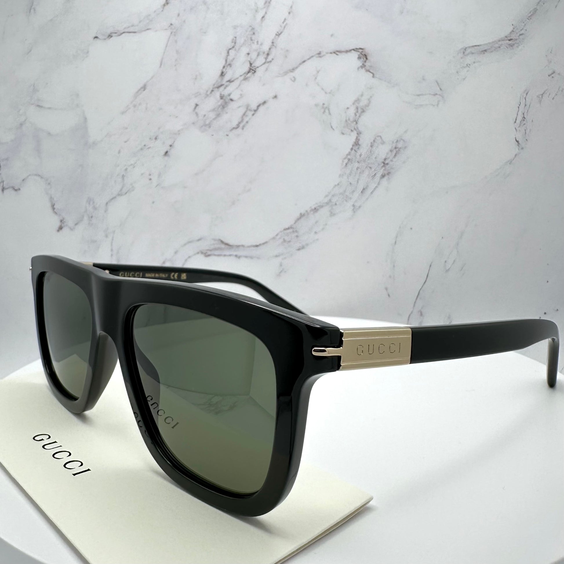 GG1502S-001 Sunglasses 