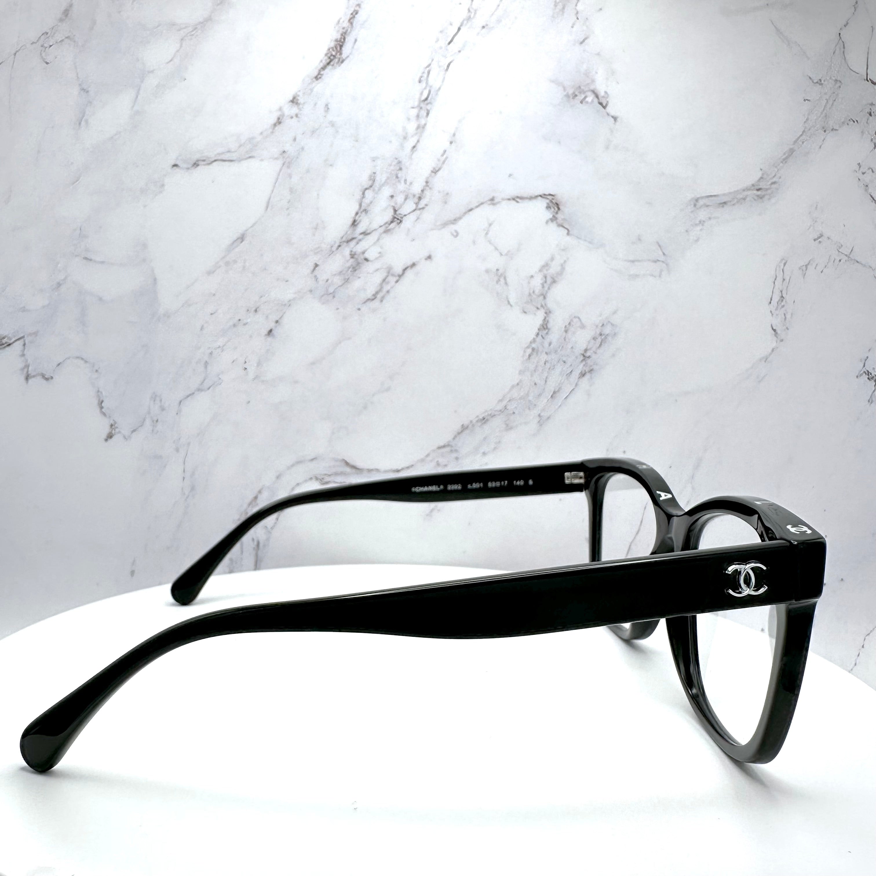 Uniq 100% authentice Eyeglasses CHANEL newest