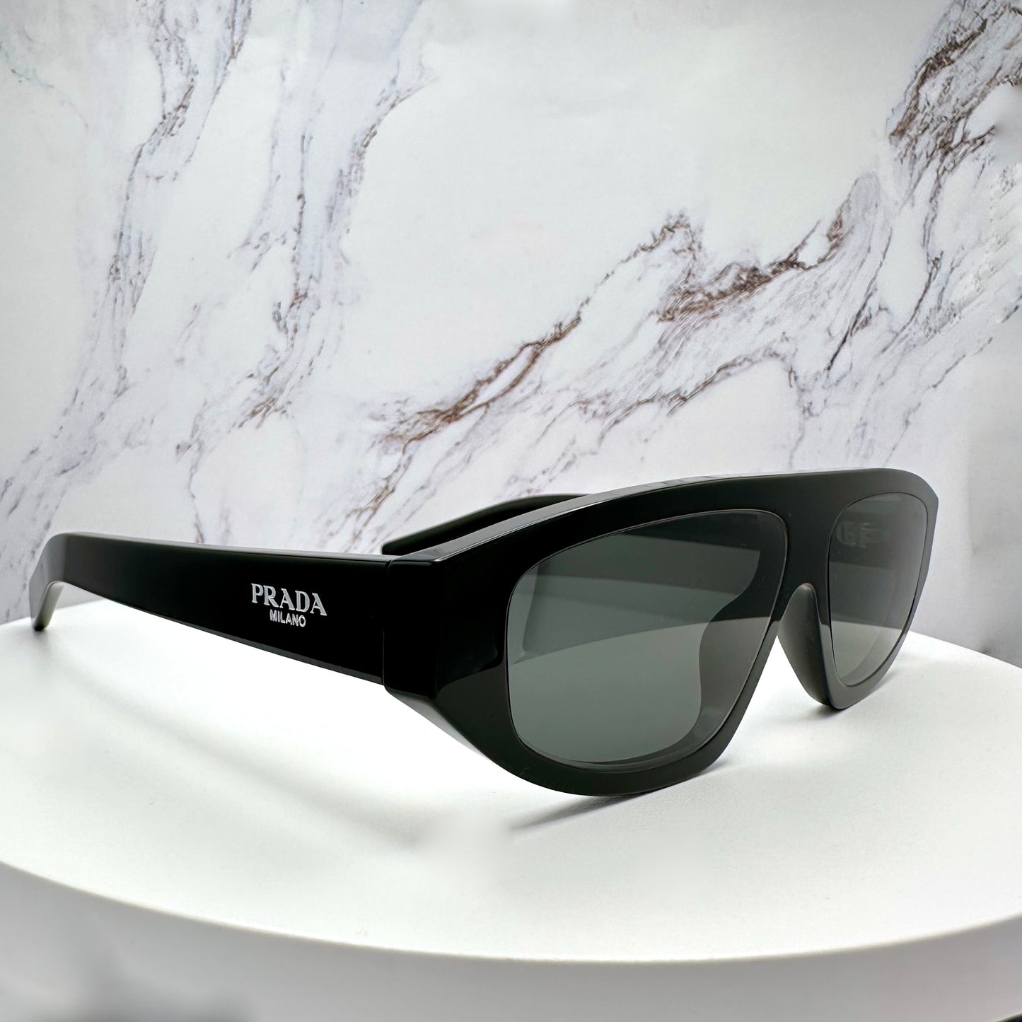 Prada 0PRC02S 16K08Z