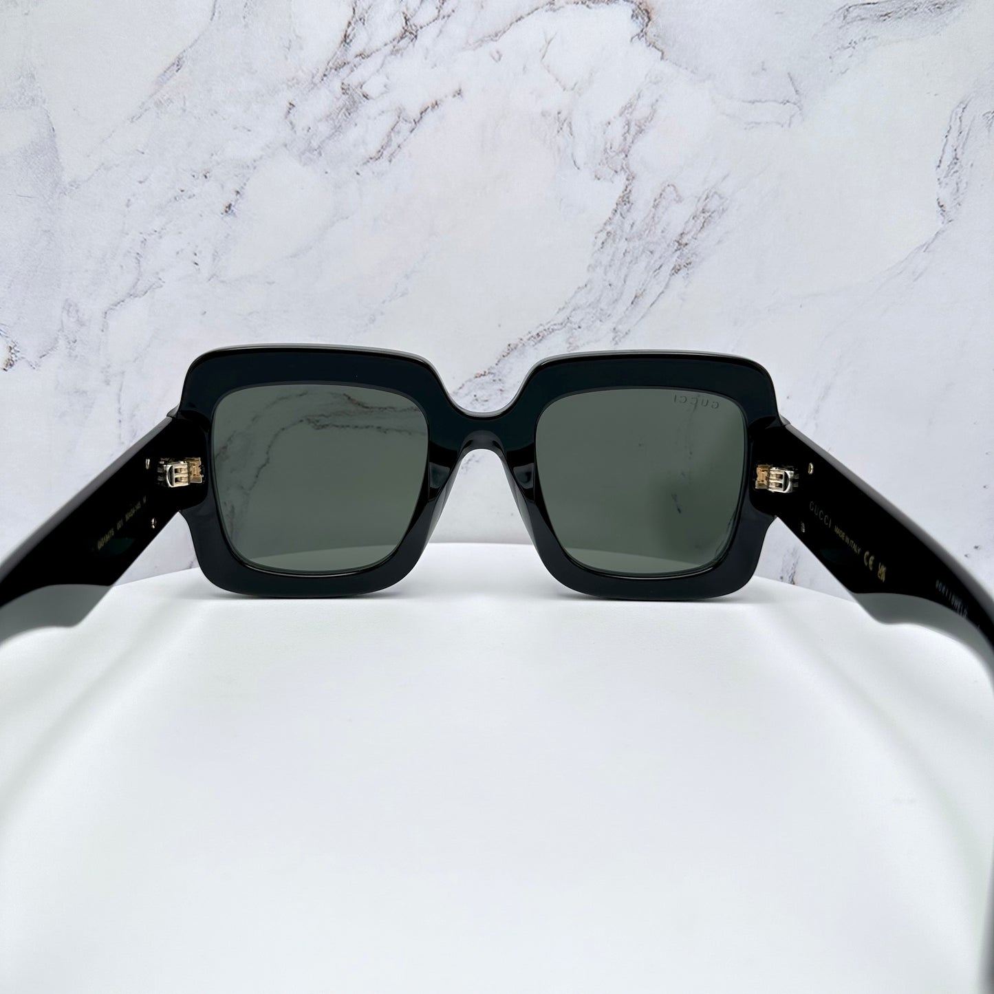 Gucci Black Gold Sunglasses Oversized Square Interlocking GG Logo GG1547S