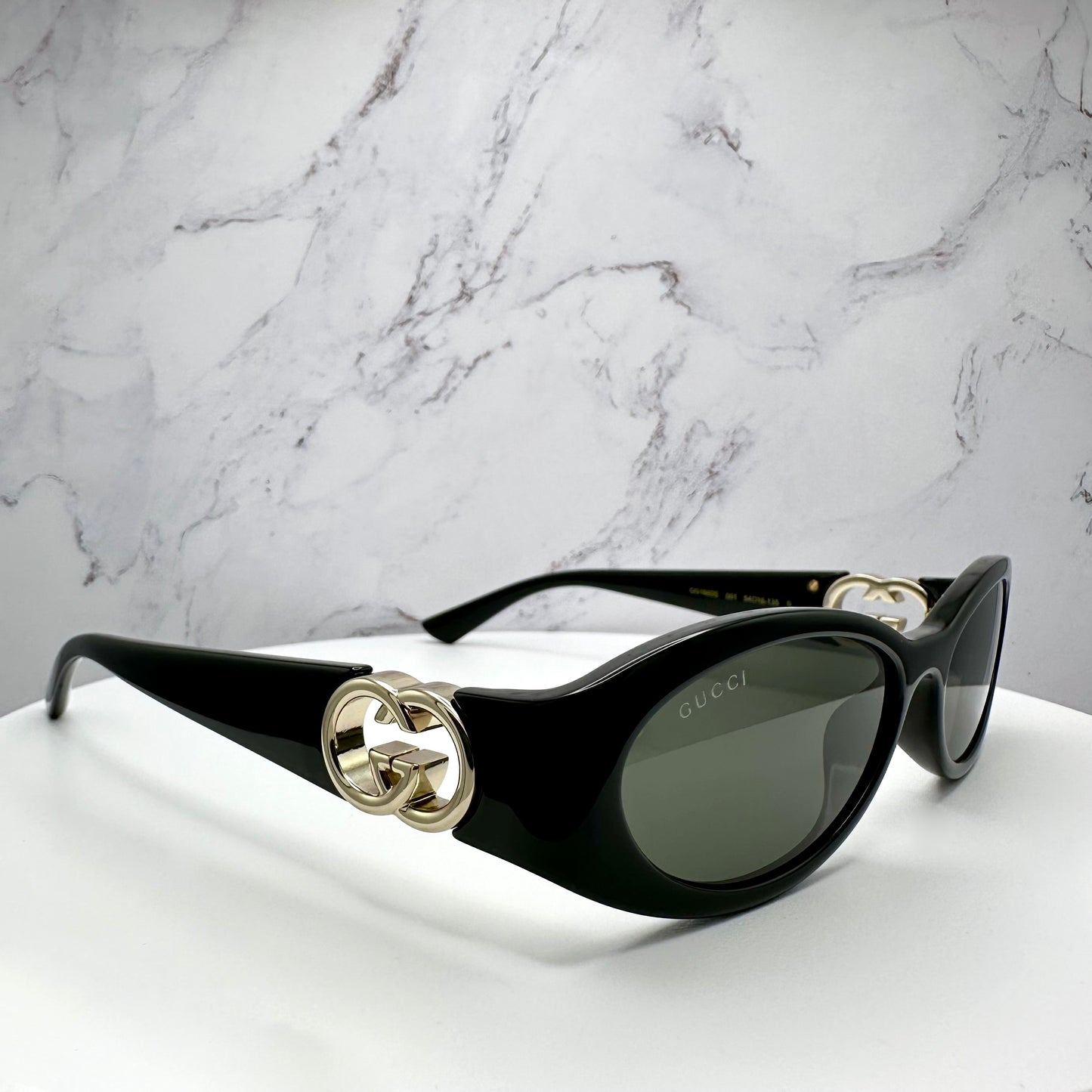 GG1660S 001 Oval Sunglasses 