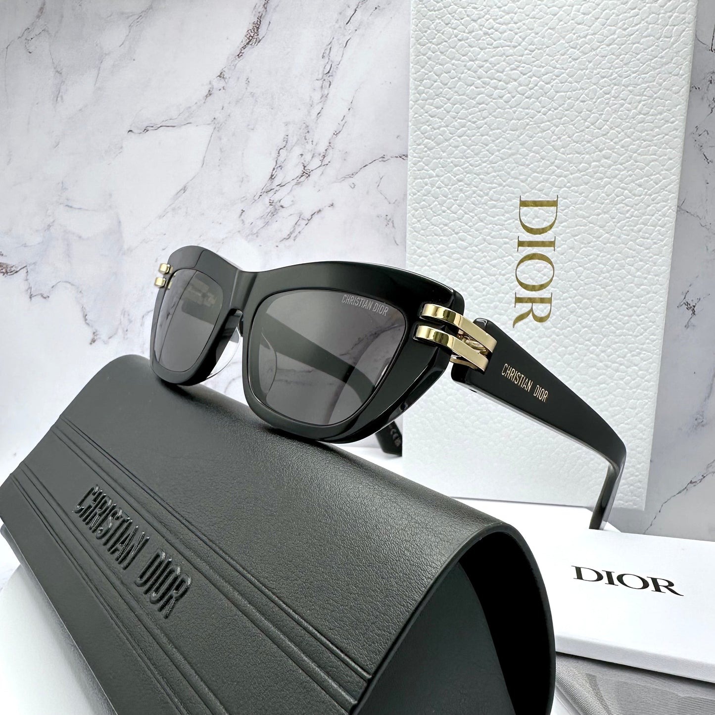 Dior Sunglasses CDior B2U Black Gold Cat Eye Logo 