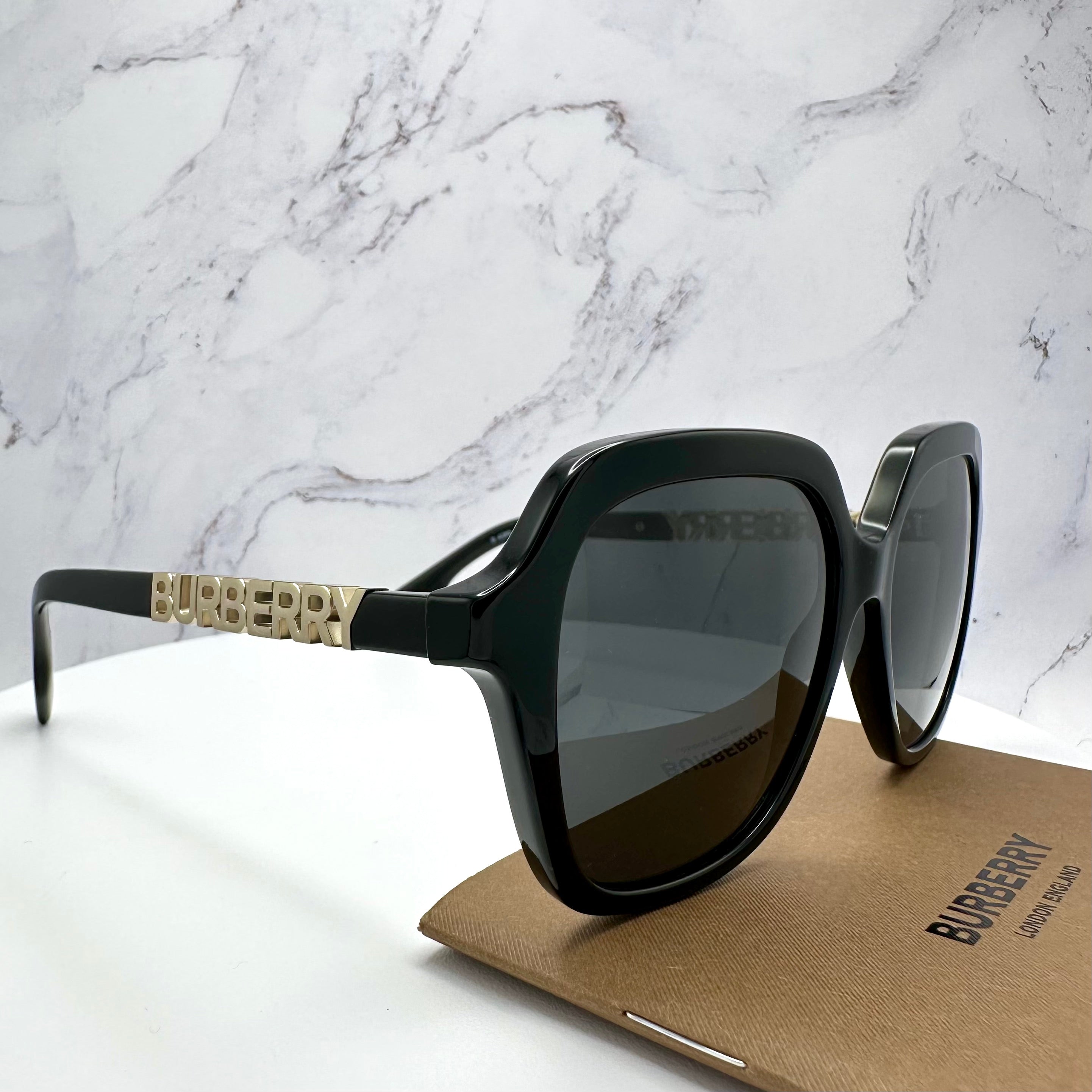 Burberry Sunglasses For Women | Black Square Gold Logo Burberry Sunglasses For Women | Black Square Gold Logo