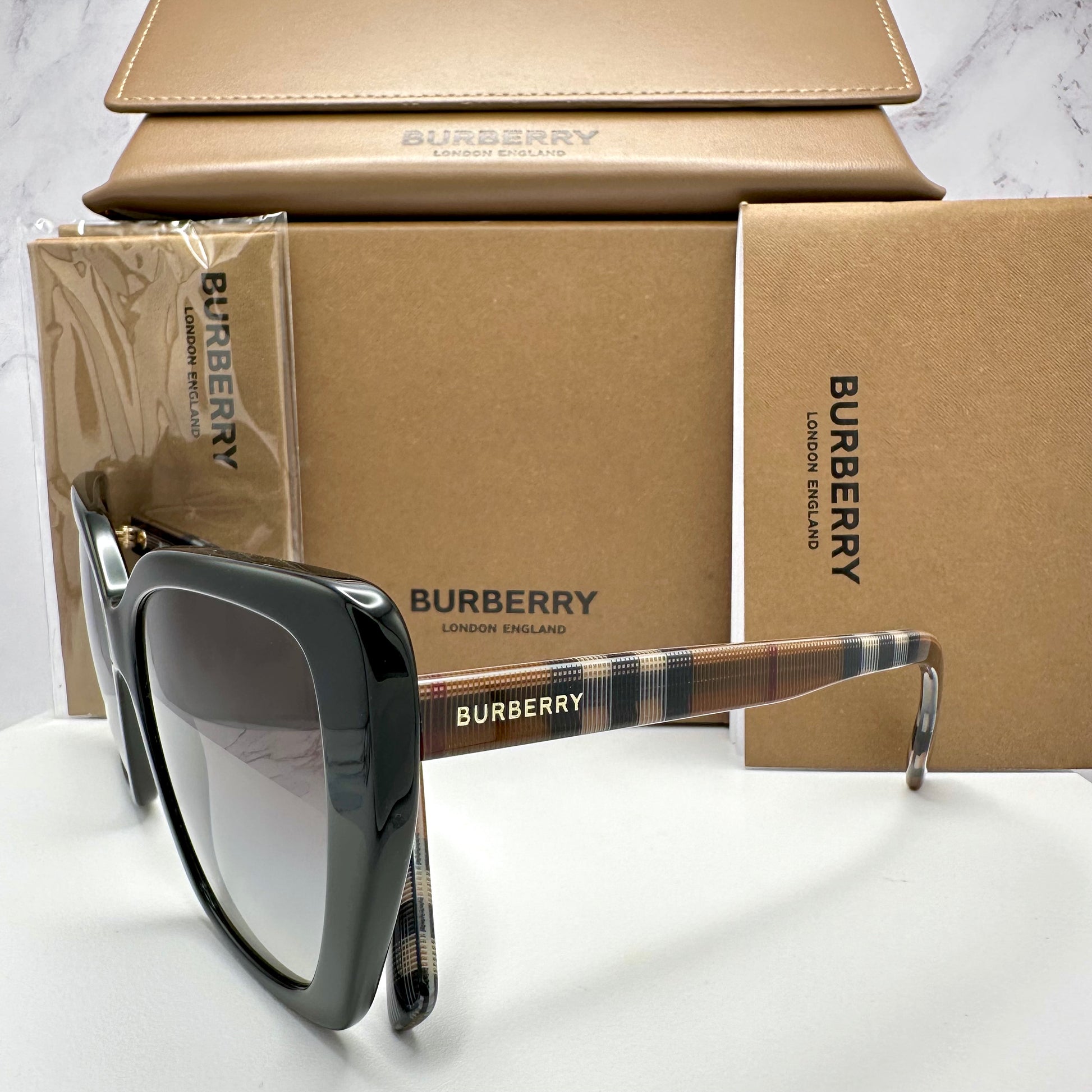 Burberry Sunglasses BE4366