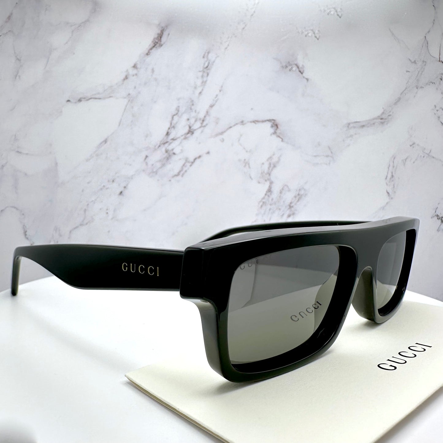 GUCCI GG1616S Sunglasses Square Black Gold Runway