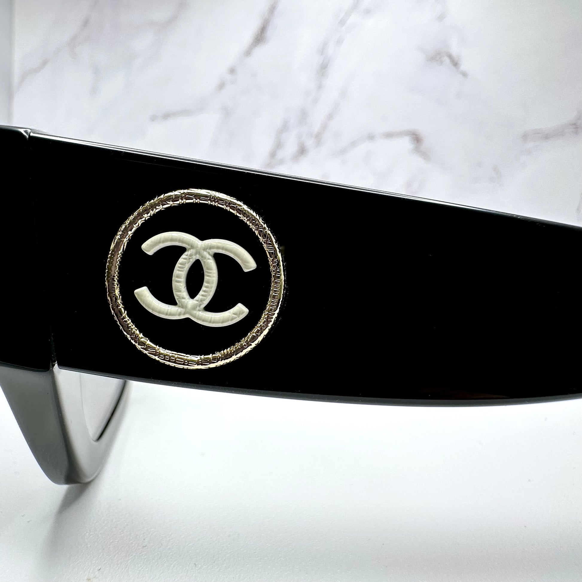 Chanel Sunglasses 5506 C.622/ S8